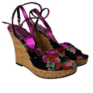 BetseyJohnson Blue Floral wedge heel size 8